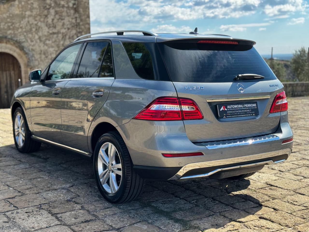 MERCEDES-BENZ ML 250 BlueTEC 4Matic Sport - 16