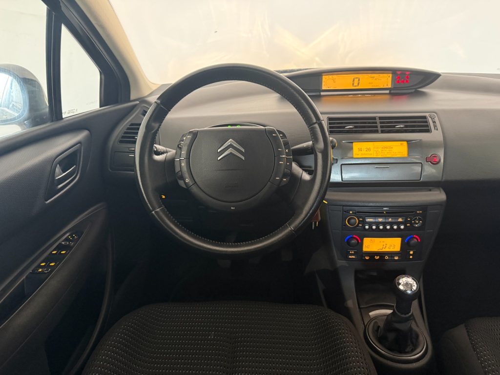 CITROEN C4 1.6 16V VTi 120CV VTR - 10