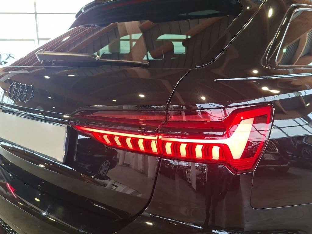 AUDI RS6 Avant 4.0 TFSI V8 quattro tiptronic + Tetto apr. - 6
