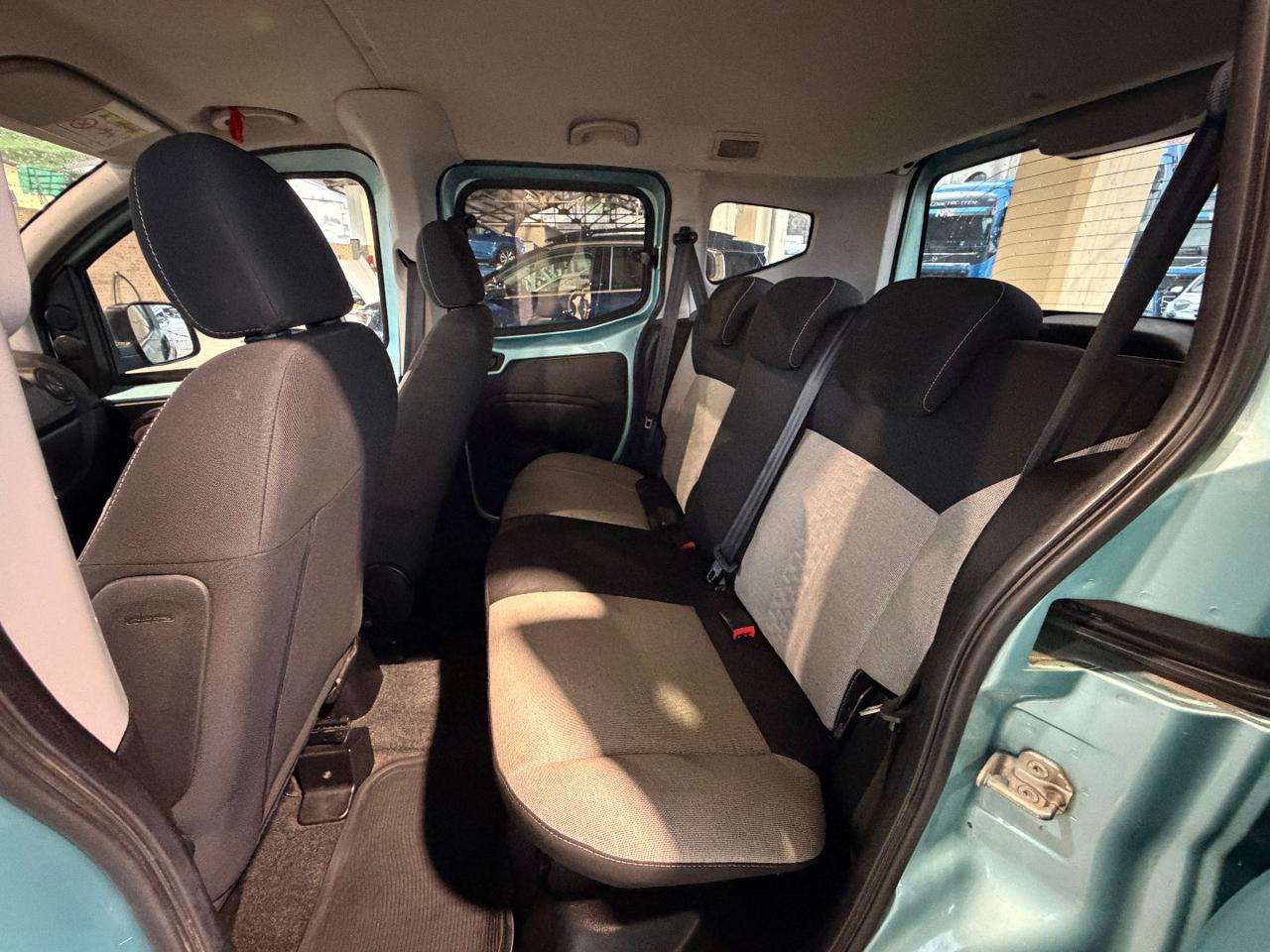 FIAT Qubo 1.3 MJT 80 CV Lounge - 11