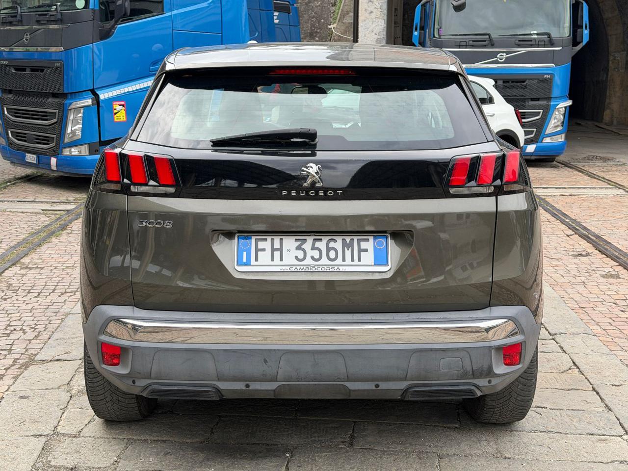 PEUGEOT 3008 BlueHDi 120 EAT6 S&S Allure - 6