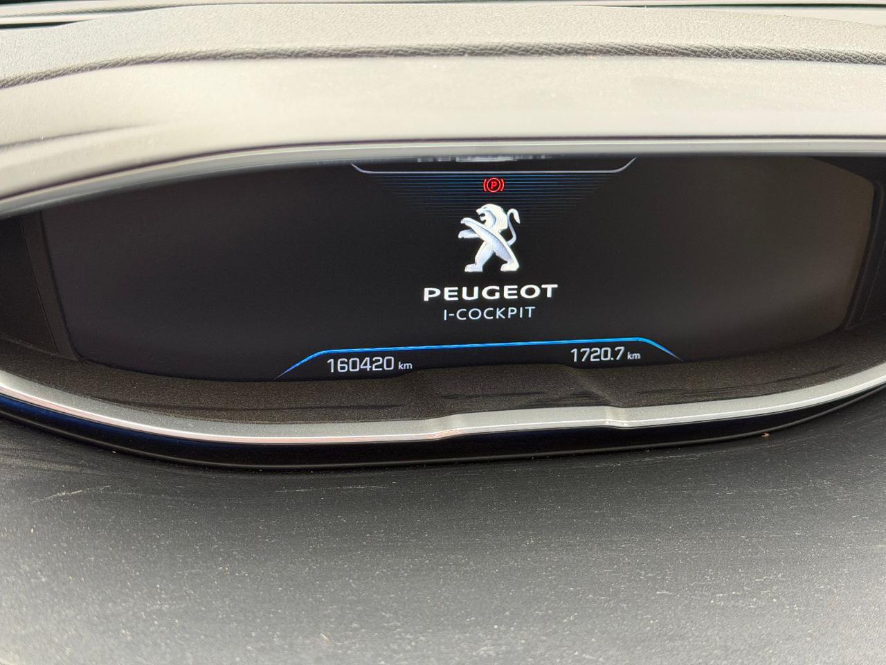 PEUGEOT 3008 BlueHDi 120 EAT6 S&S Allure - 11