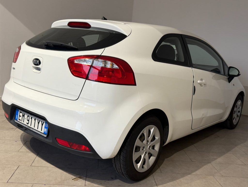 KIA Rio 1.2 CVVT 3p. EX - 4