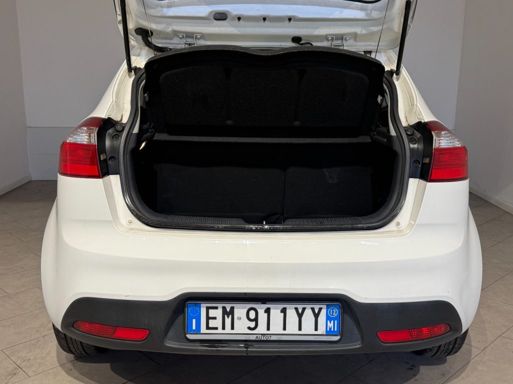 KIA Rio 1.2 CVVT 3p. EX - 7