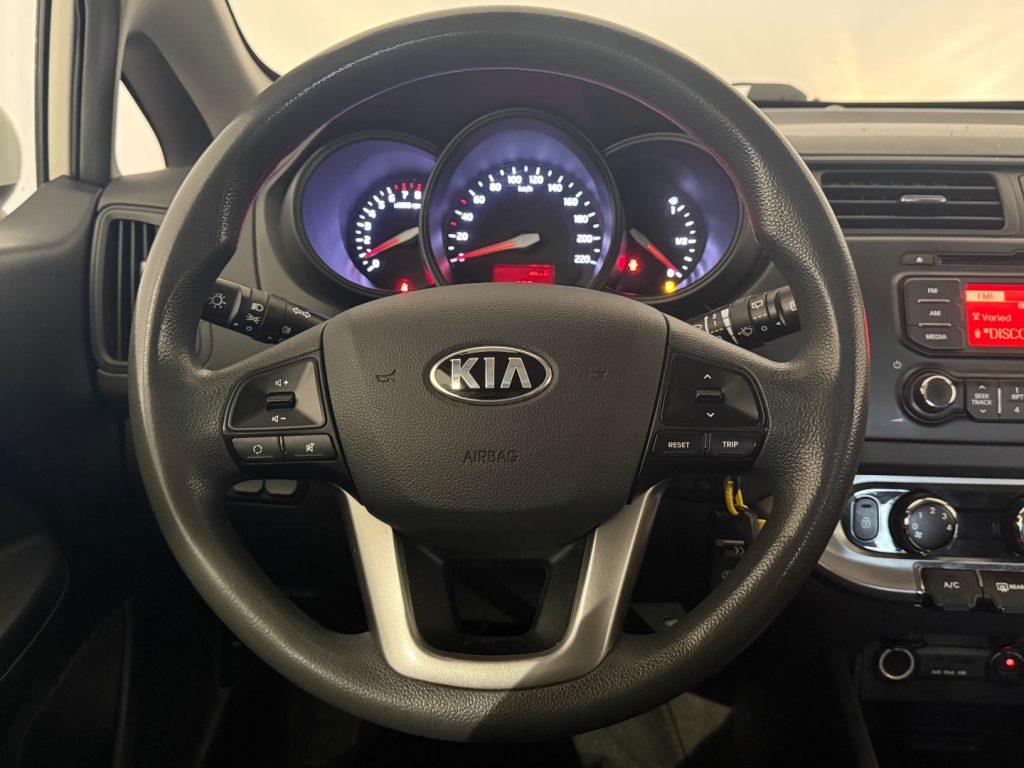 KIA Rio 1.2 CVVT 3p. EX - 8