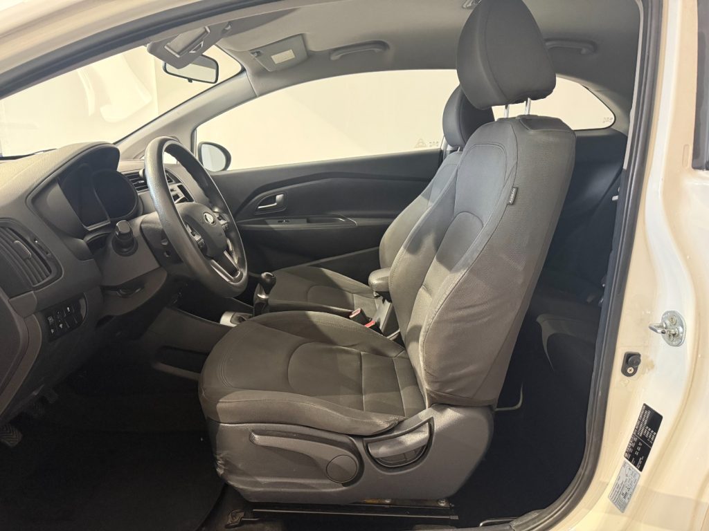 KIA Rio 1.2 CVVT 3p. EX - 20