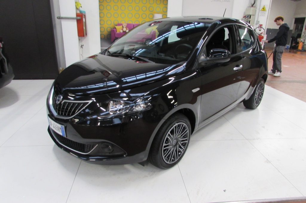 LANCIA Ypsilon 1.0 FireFly 5 porte S&S Hybrid Gold - 2