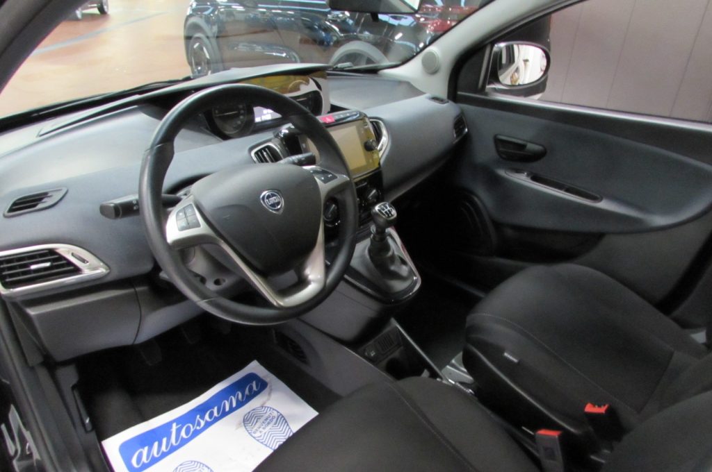 LANCIA Ypsilon 1.0 FireFly 5 porte S&S Hybrid Gold - 8