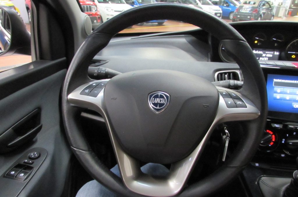 LANCIA Ypsilon 1.0 FireFly 5 porte S&S Hybrid Gold - 12