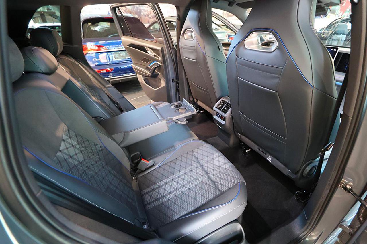 VOLKSWAGEN Tiguan 2.0 TDI 150cv DSG R-Line - 18