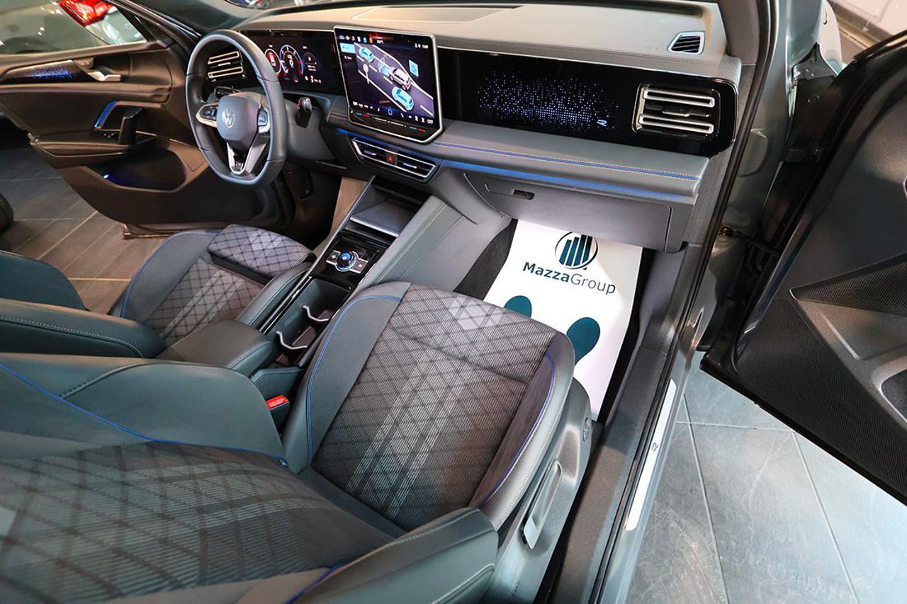 VOLKSWAGEN Tiguan 2.0 TDI 150cv DSG R-Line - 15