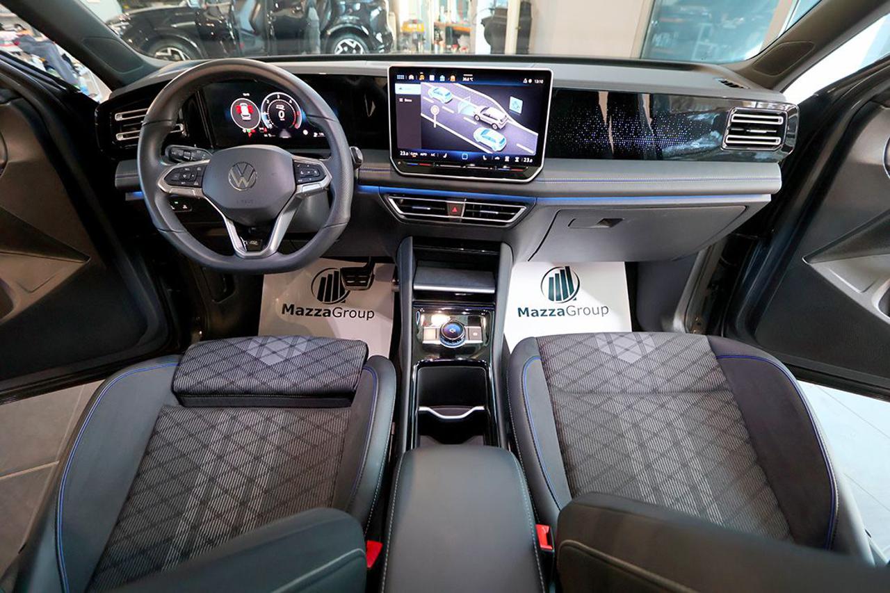VOLKSWAGEN Tiguan 2.0 TDI 150cv DSG R-Line - 14