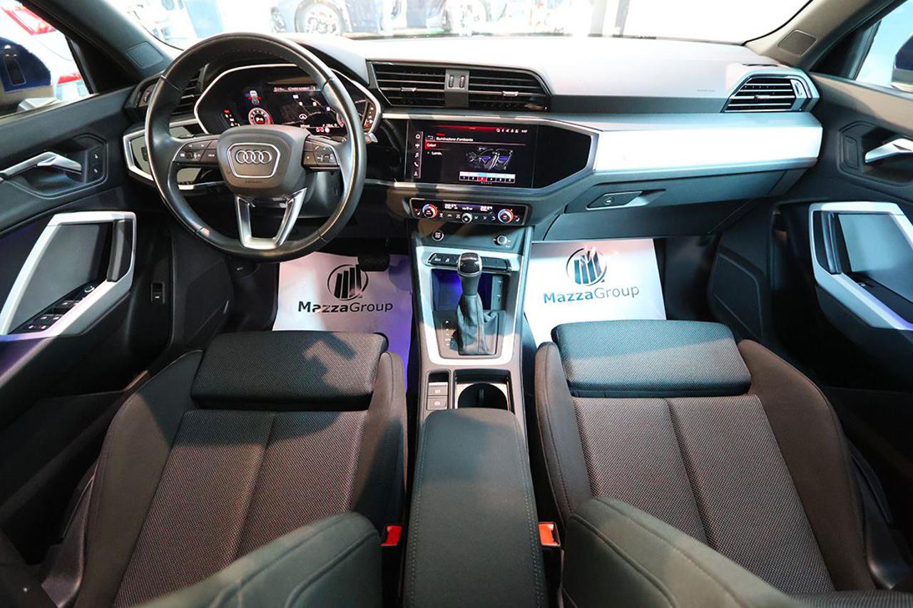 AUDI Q3 35 TFSI S-Tronic S-Line - 33