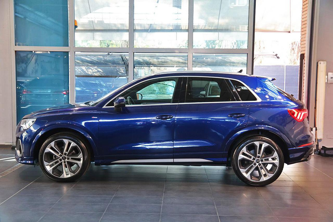 AUDI Q3 35 TFSI S-Tronic S-Line - 3