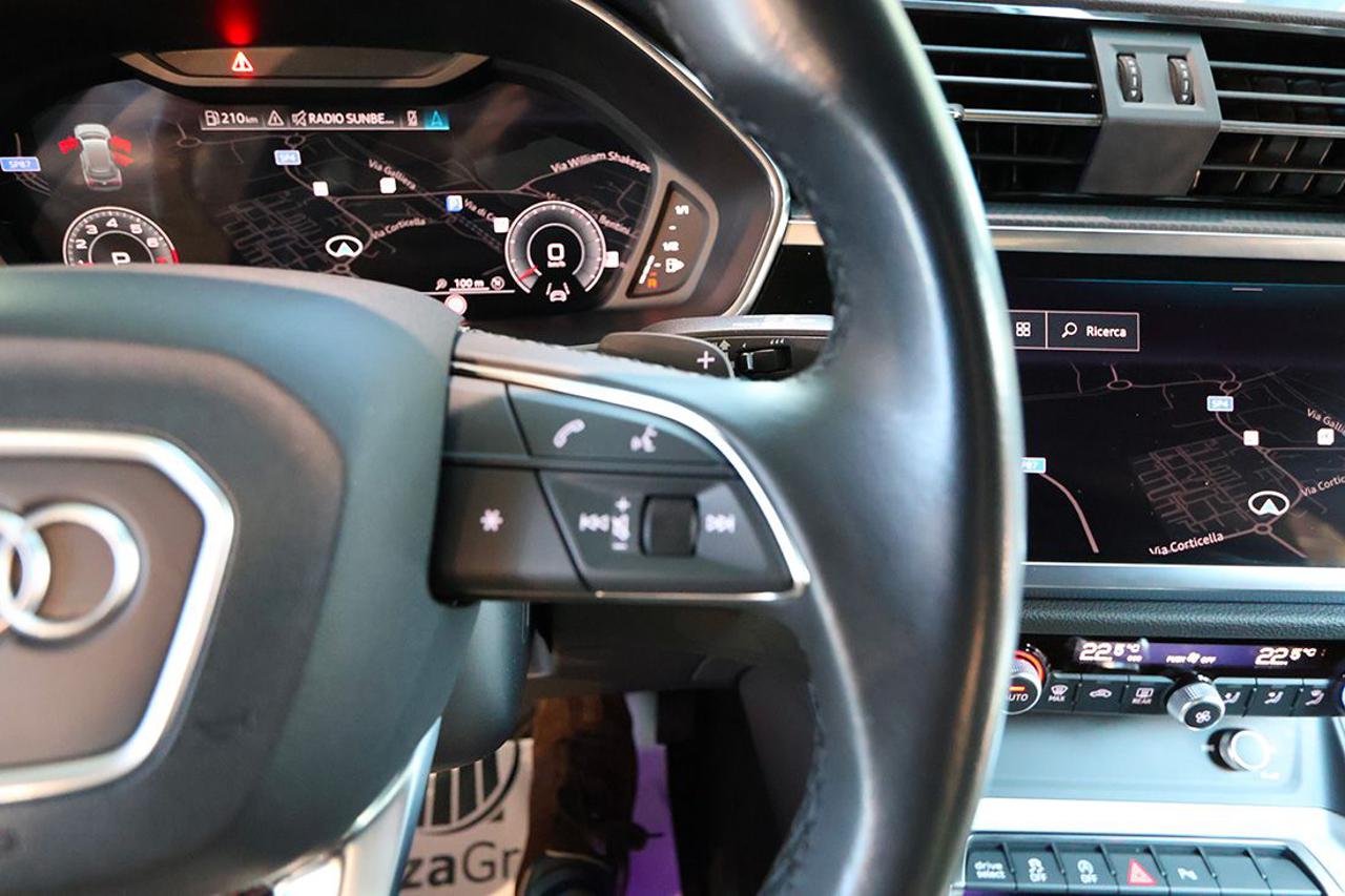 AUDI Q3 35 TFSI S-Tronic S-Line - 22