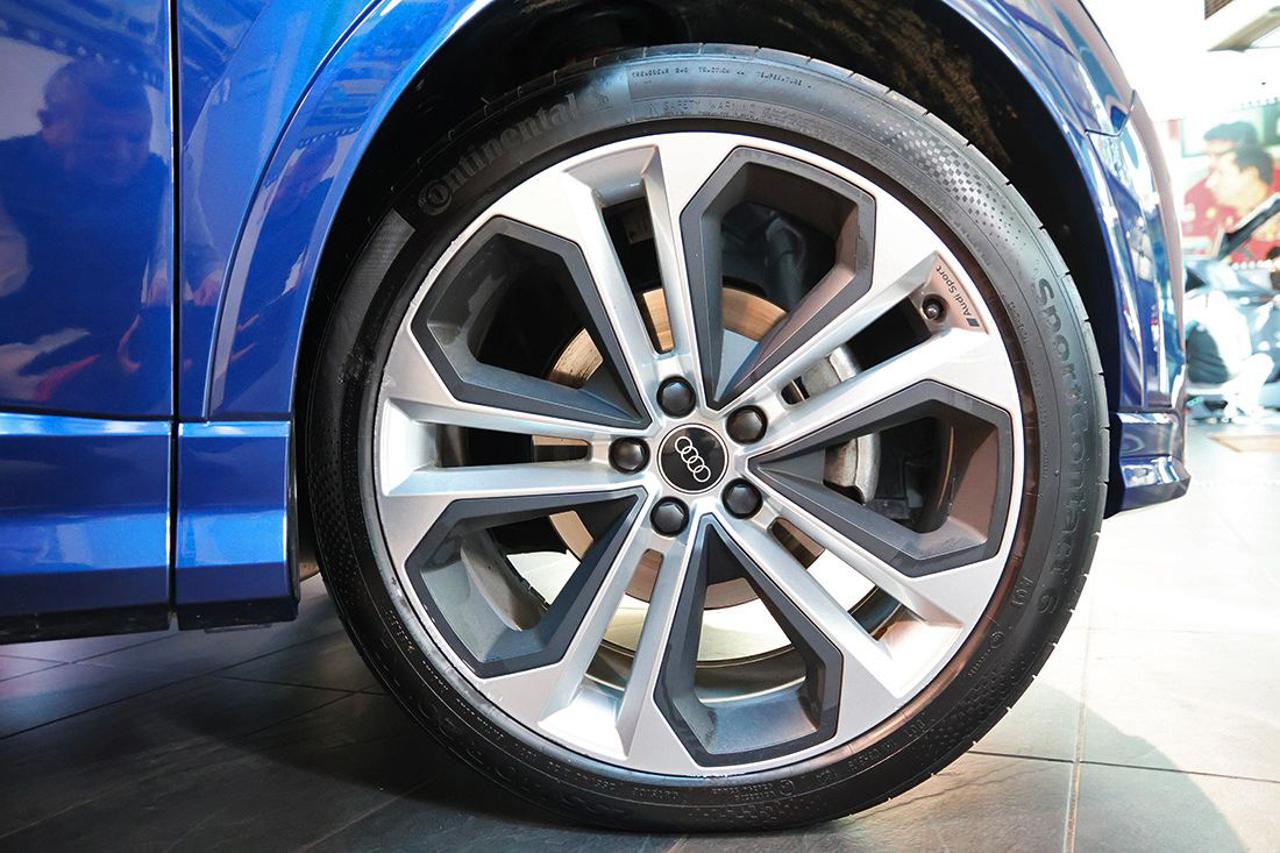 AUDI Q3 35 TFSI S-Tronic S-Line - 6