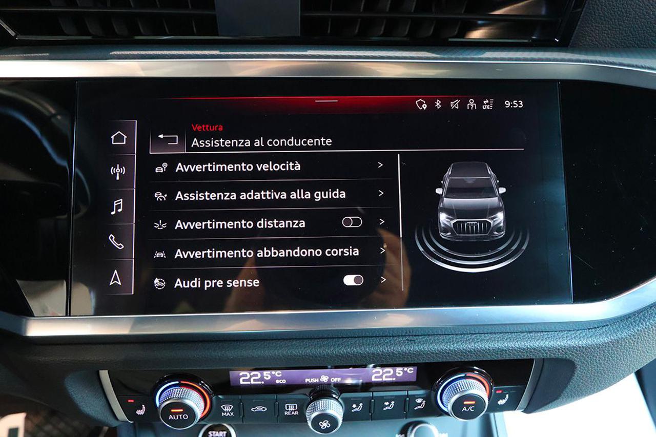 AUDI Q3 35 TFSI S-Tronic S-Line - 28