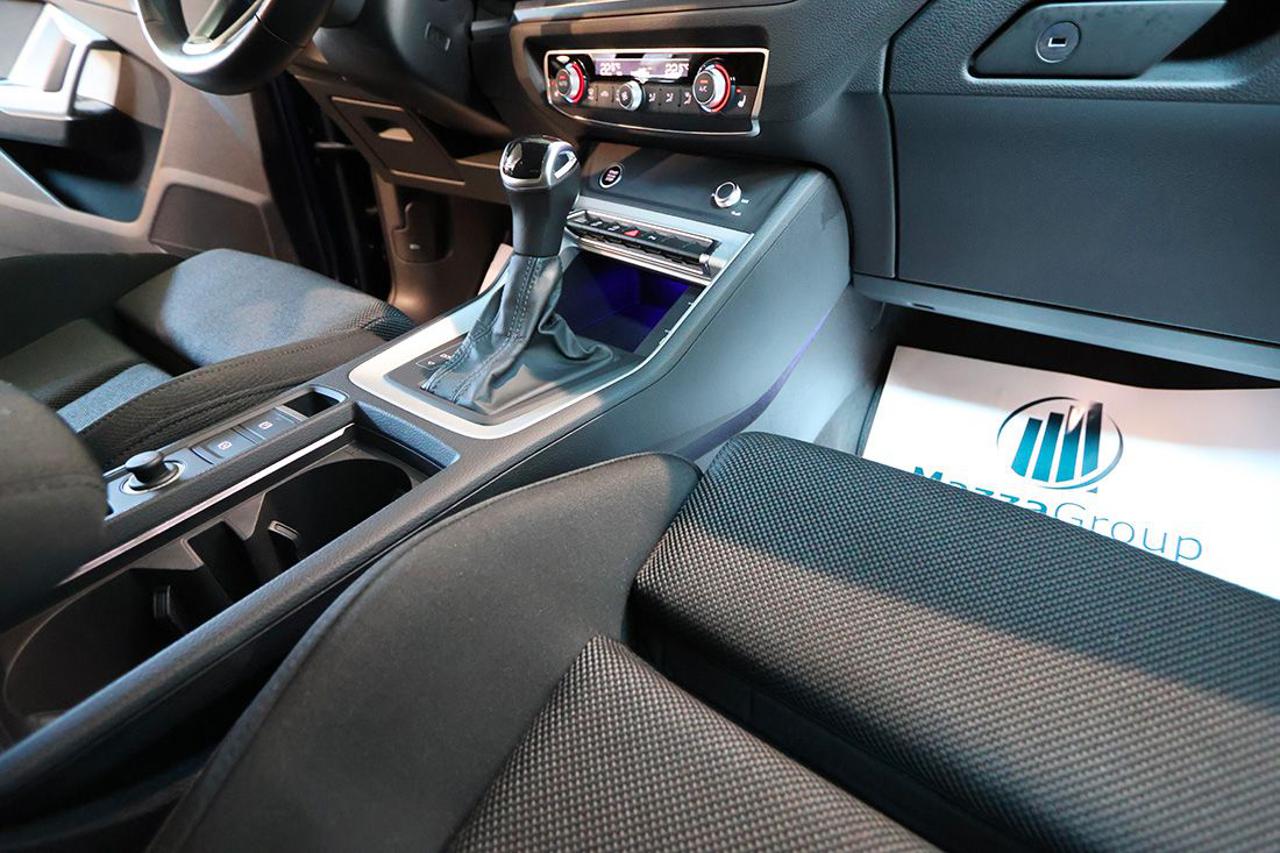 AUDI Q3 35 TFSI S-Tronic S-Line - 36