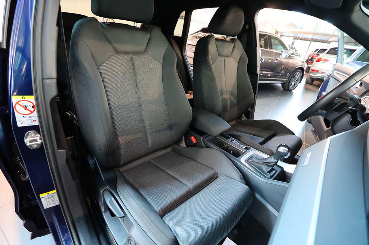 AUDI Q3 35 TFSI S-Tronic S-Line - 17
