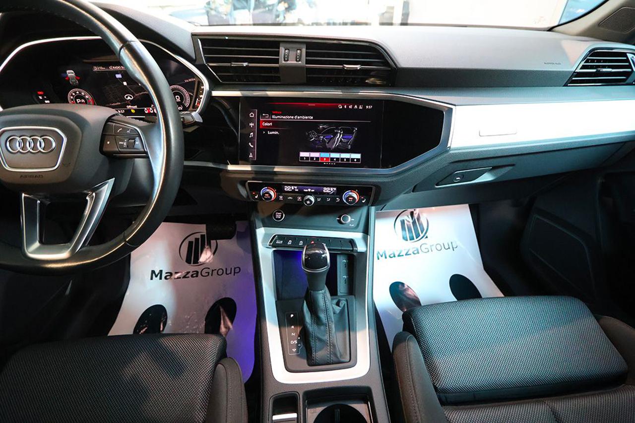 AUDI Q3 35 TFSI S-Tronic S-Line - 35
