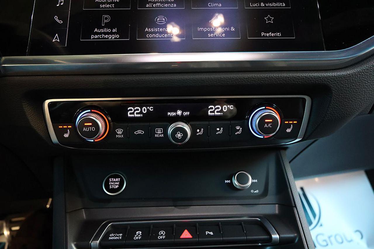 AUDI Q3 40 TFSI Sportback Quattro S-Tronic Identity Black - 43