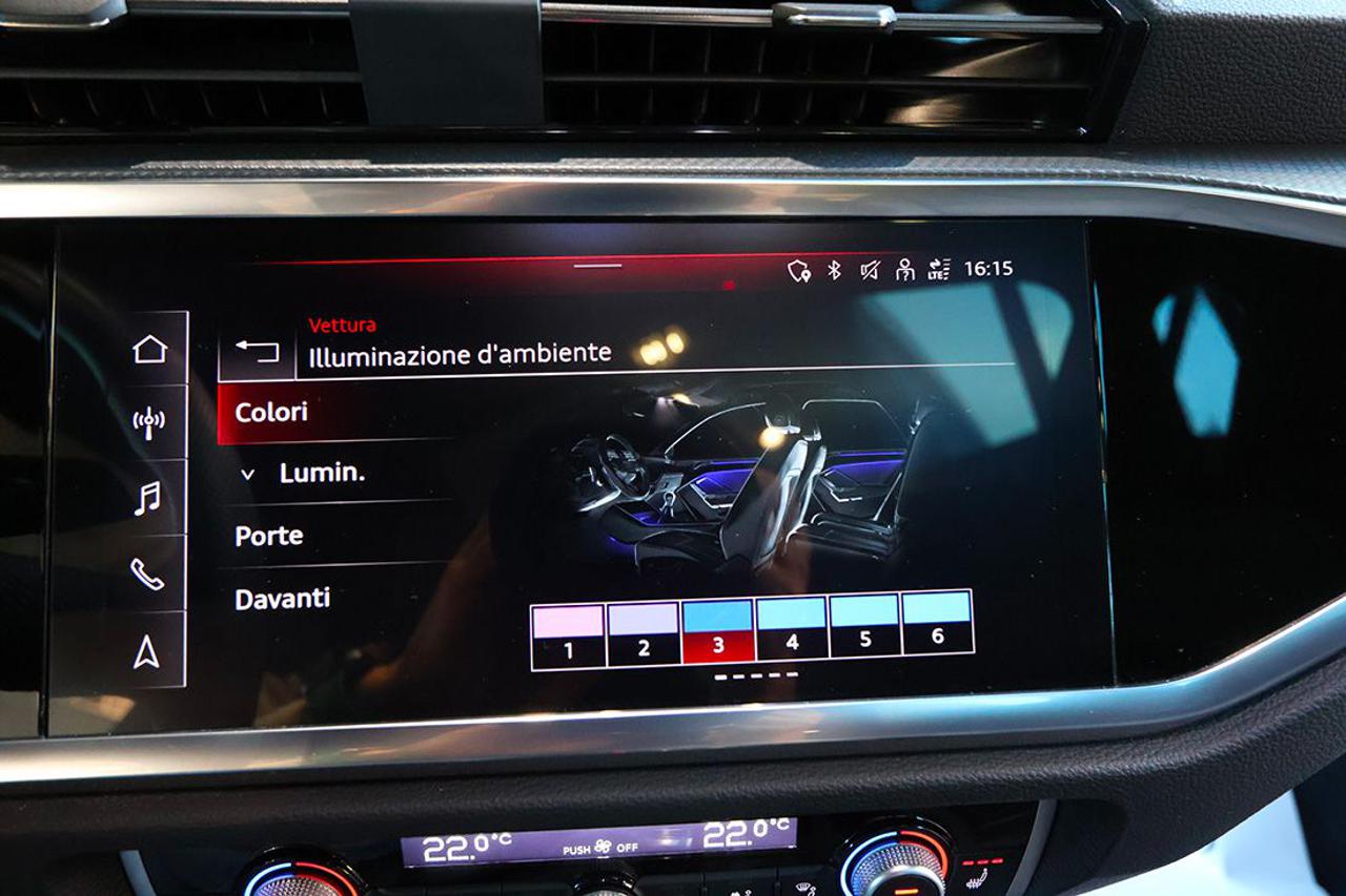 AUDI Q3 40 TFSI Sportback Quattro S-Tronic Identity Black - 35