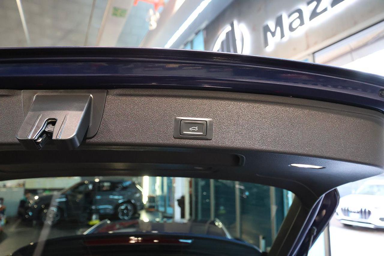 AUDI A4 35 TFSI Avant S-Tronic S-Line - 13