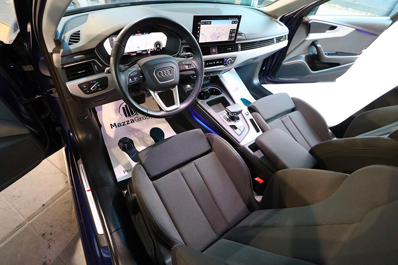AUDI A4 35 TFSI Avant S-Tronic S-Line - 14