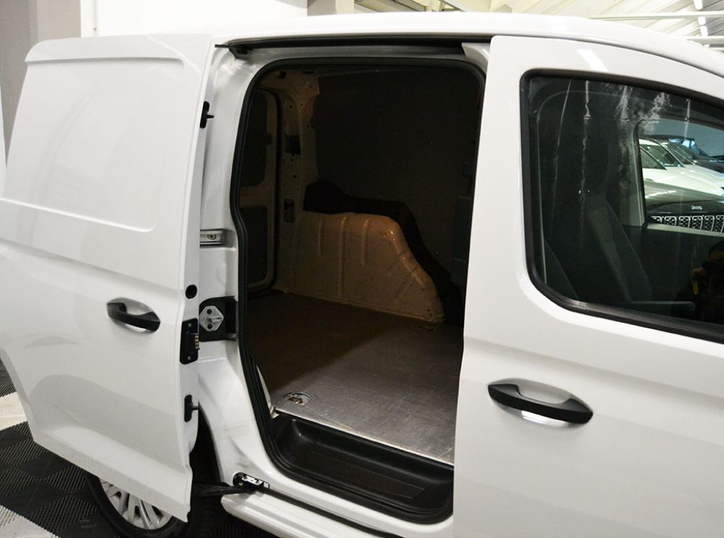 VOLKSWAGEN Caddy 2.0 TDI 75 CV Furgone Business - 4