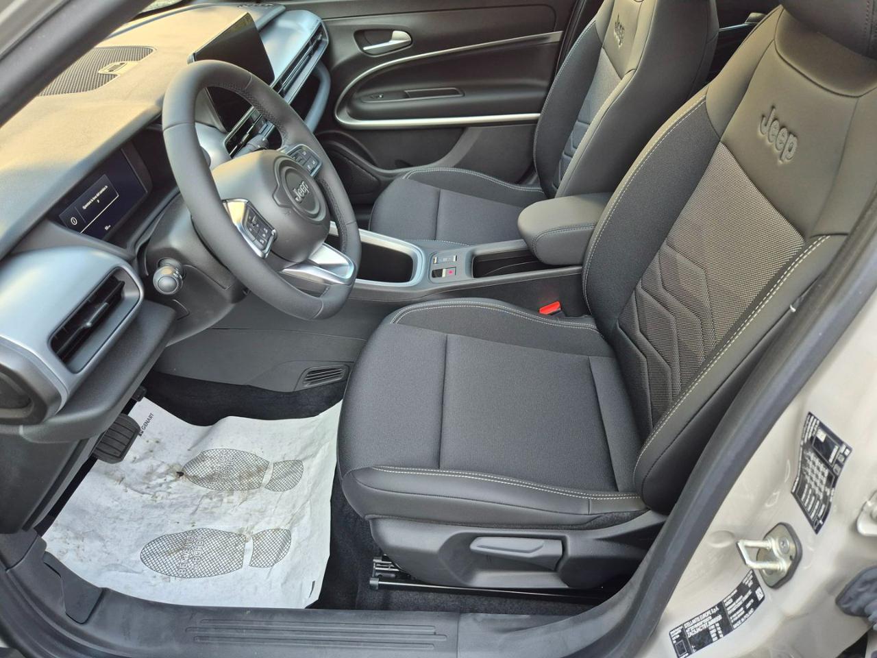 JEEP Avenger 1.2 Turbo 110 CV MHEV Summit - 9