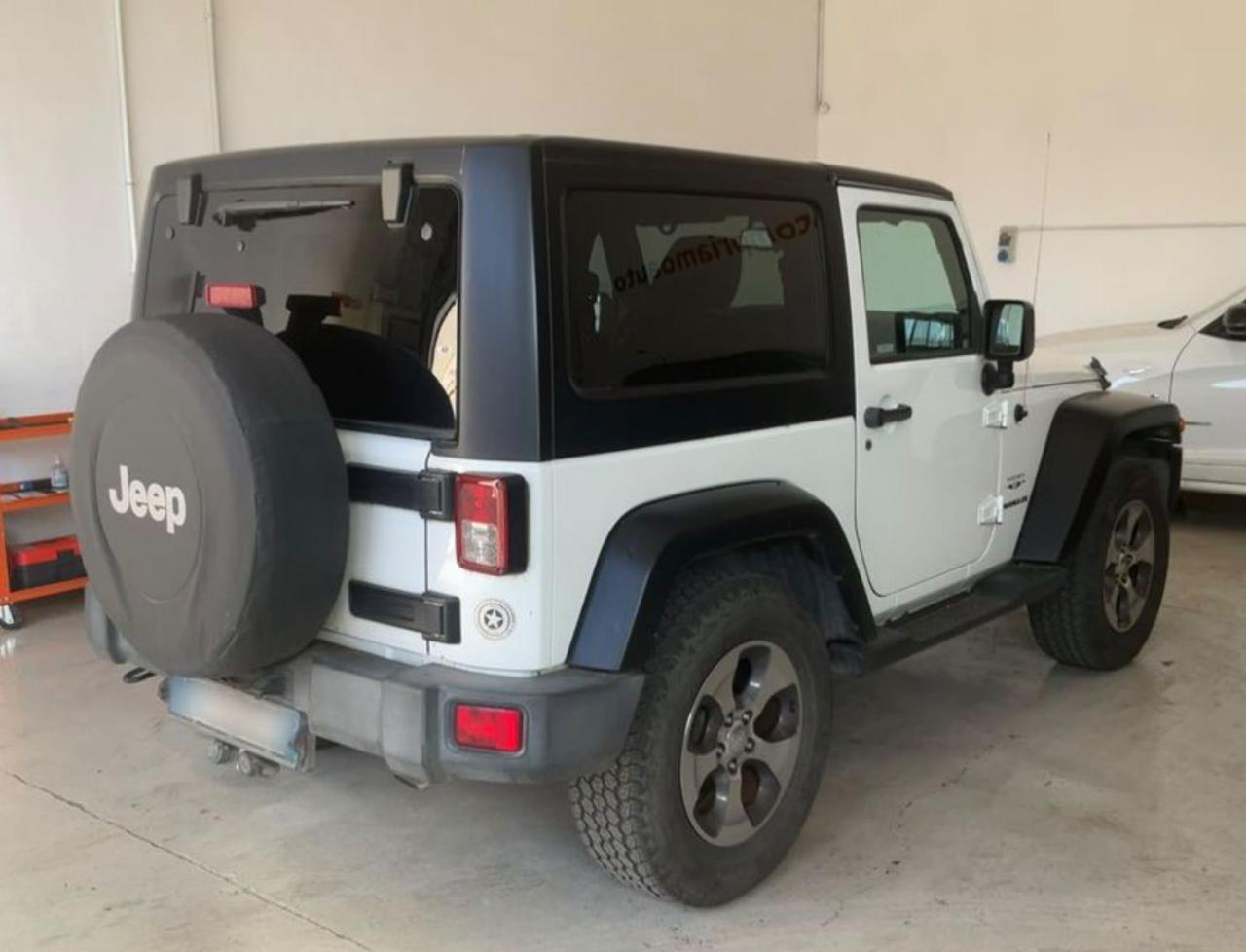 JEEP Wrangler 2.8 CRD DPF Sahara Auto - 6