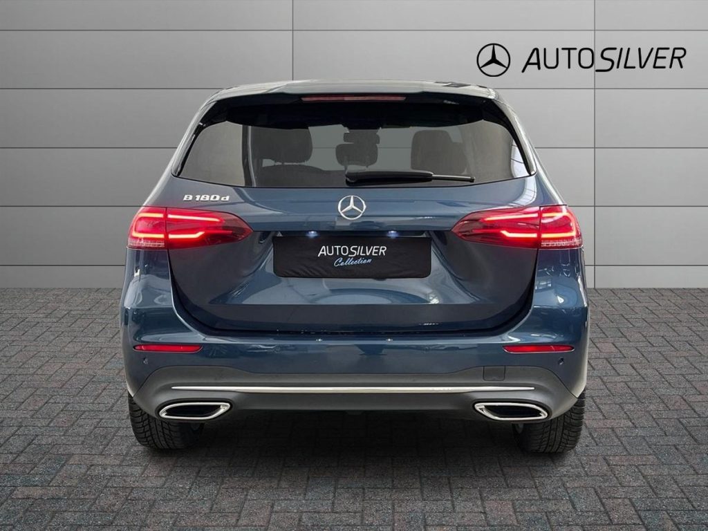 MERCEDES-BENZ B 180 d Automatic Sport Plus - 4