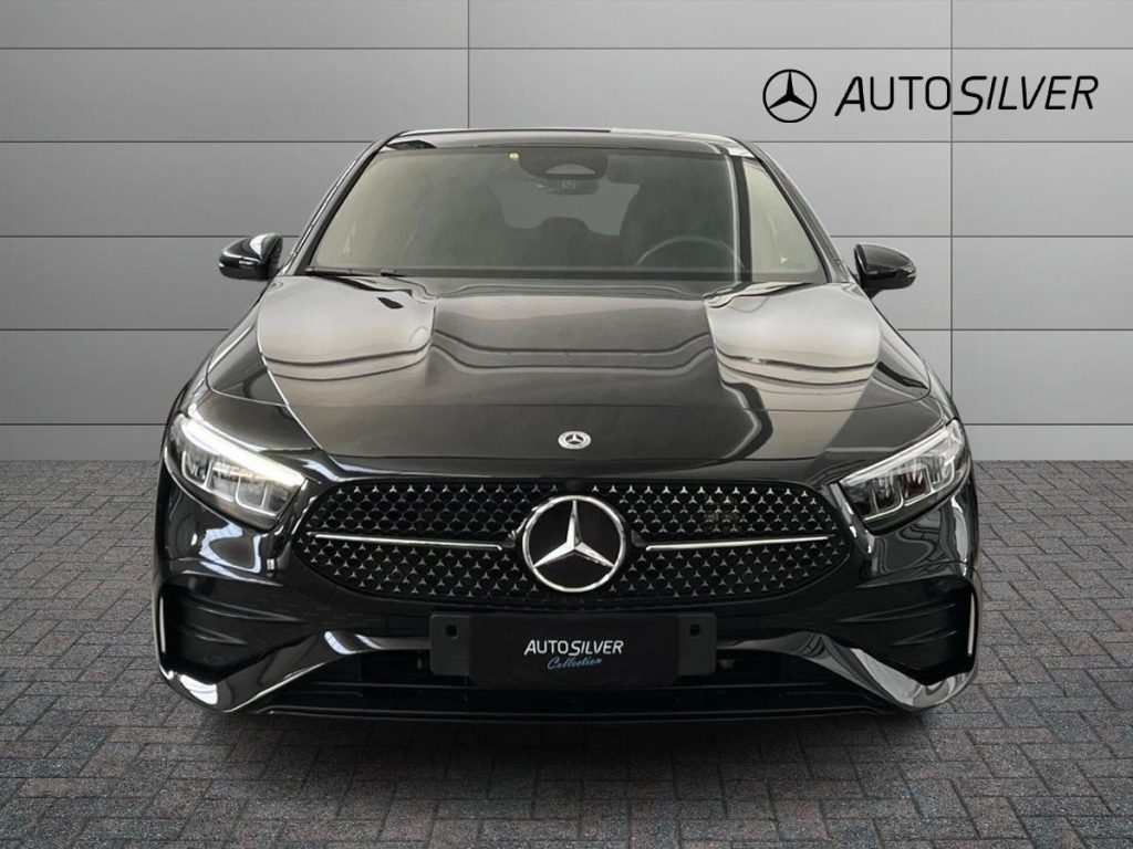 MERCEDES-BENZ A 250 e hybrid EQ AMG Line Advanced Plus - 3
