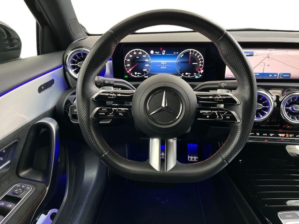 MERCEDES-BENZ A 250 e hybrid EQ AMG Line Advanced Plus - 11