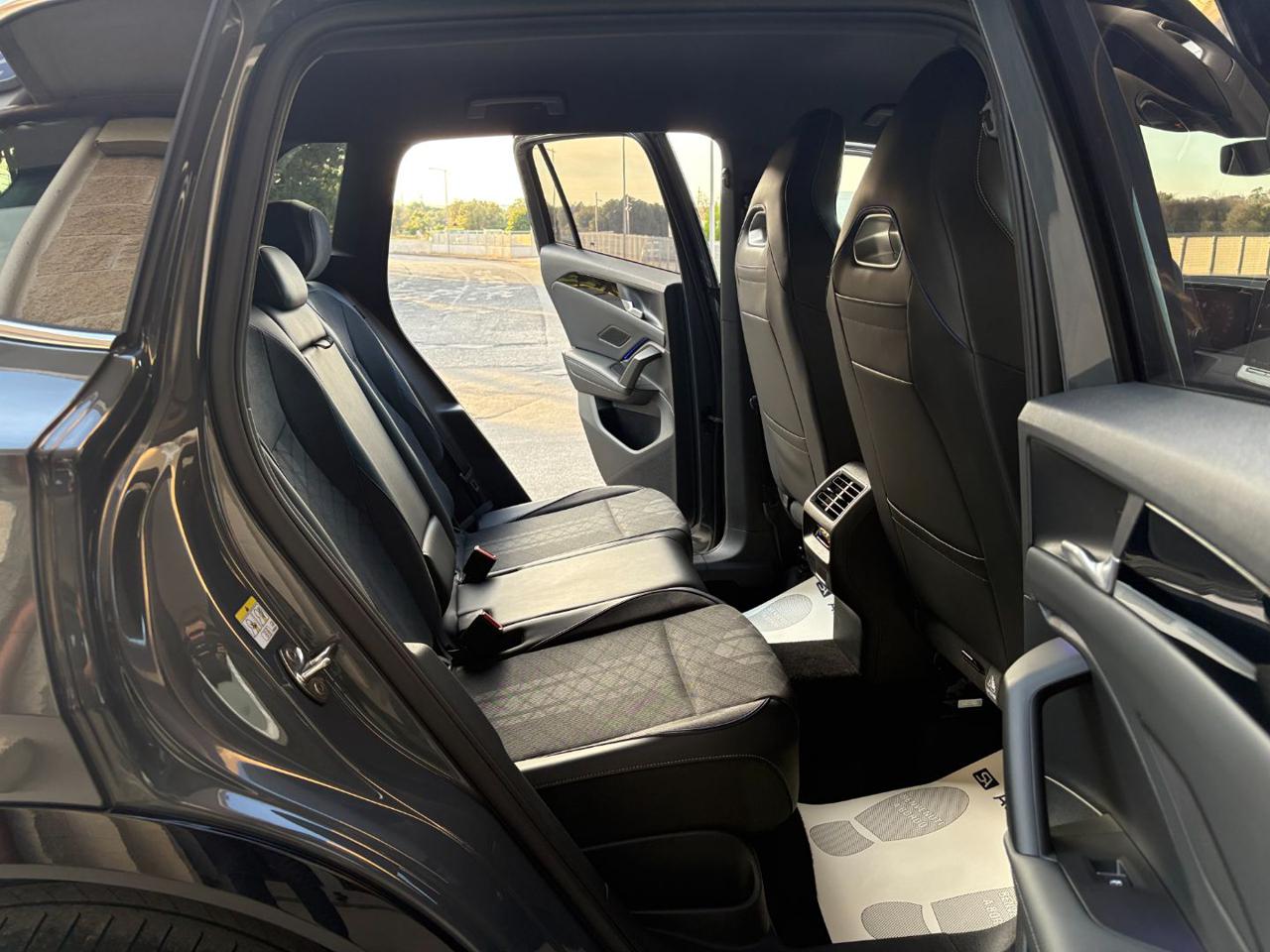 VOLKSWAGEN Tiguan 2.0 TDI 150 CV DSG R-Line - 11