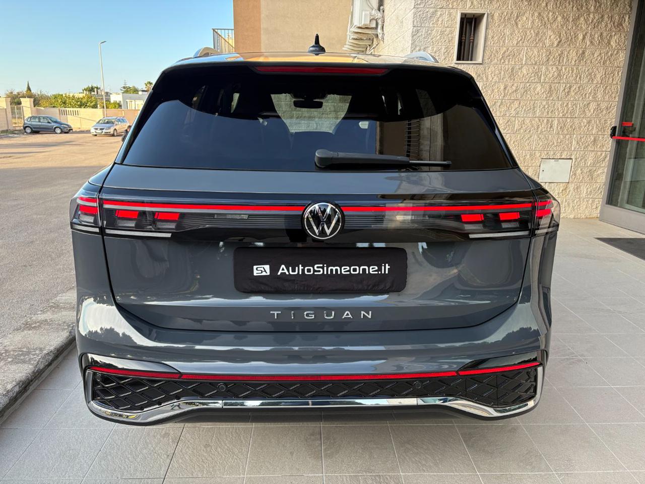 VOLKSWAGEN Tiguan 2.0 TDI 150 CV DSG R-Line - 6