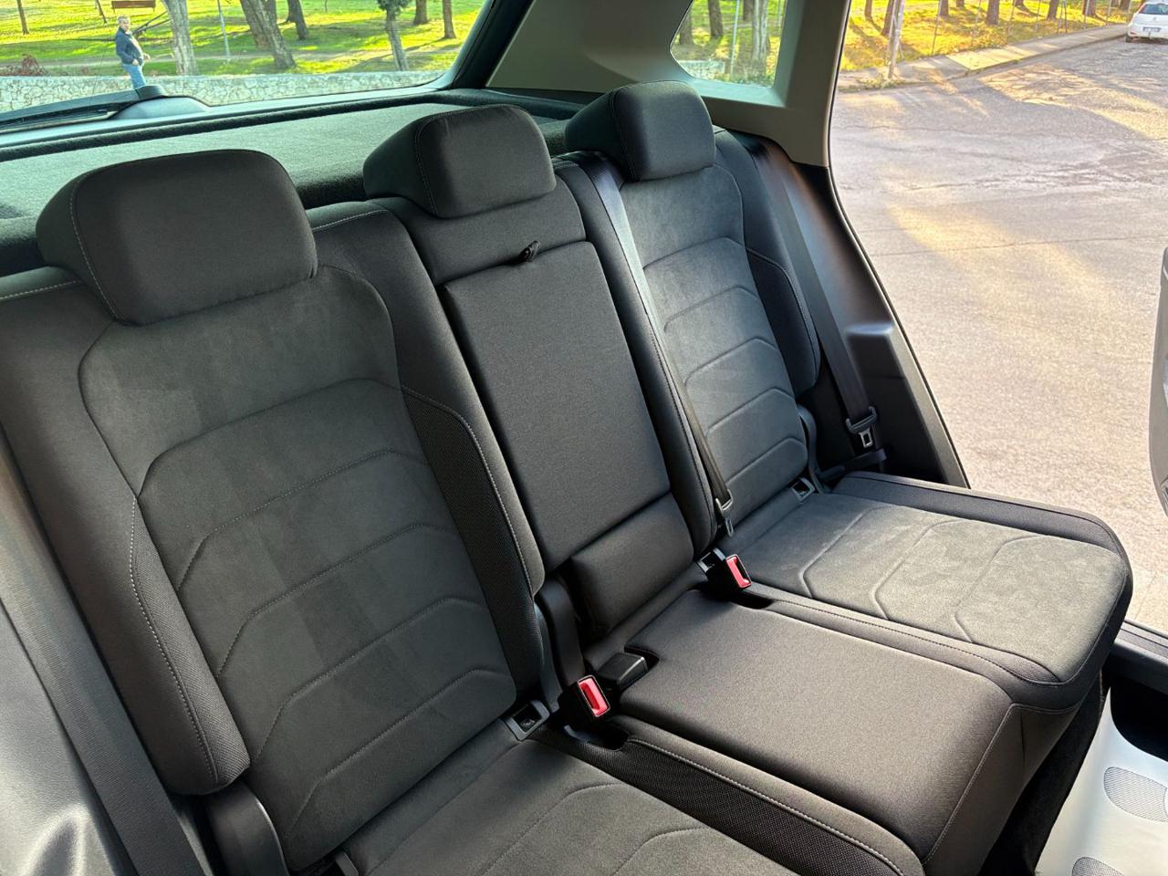 VOLKSWAGEN Tiguan 2.0 TDI 150 CV SCR DSG Elegance VIRTUAL - 22