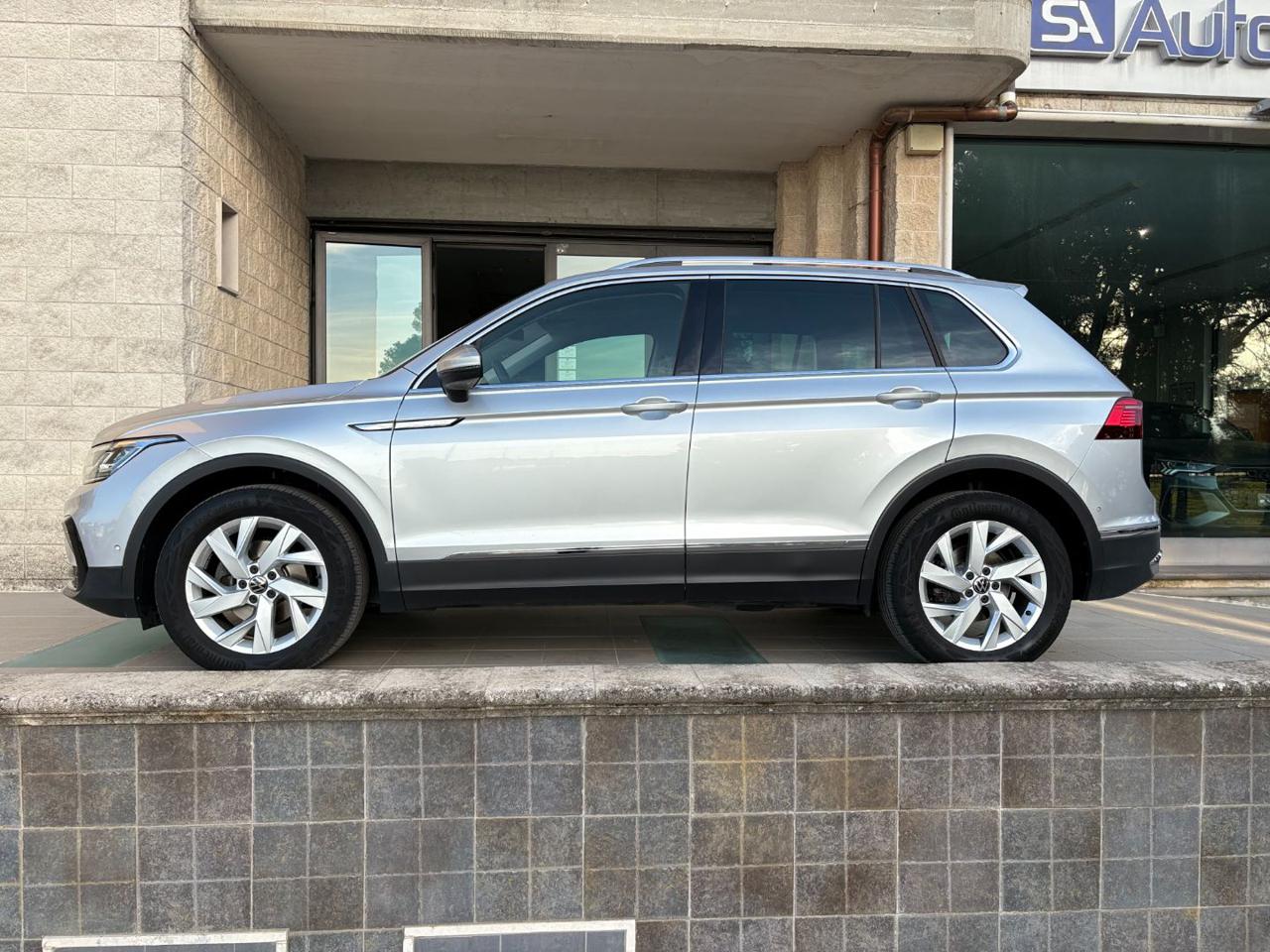 VOLKSWAGEN Tiguan 2.0 TDI 150 CV SCR DSG Elegance VIRTUAL - 8