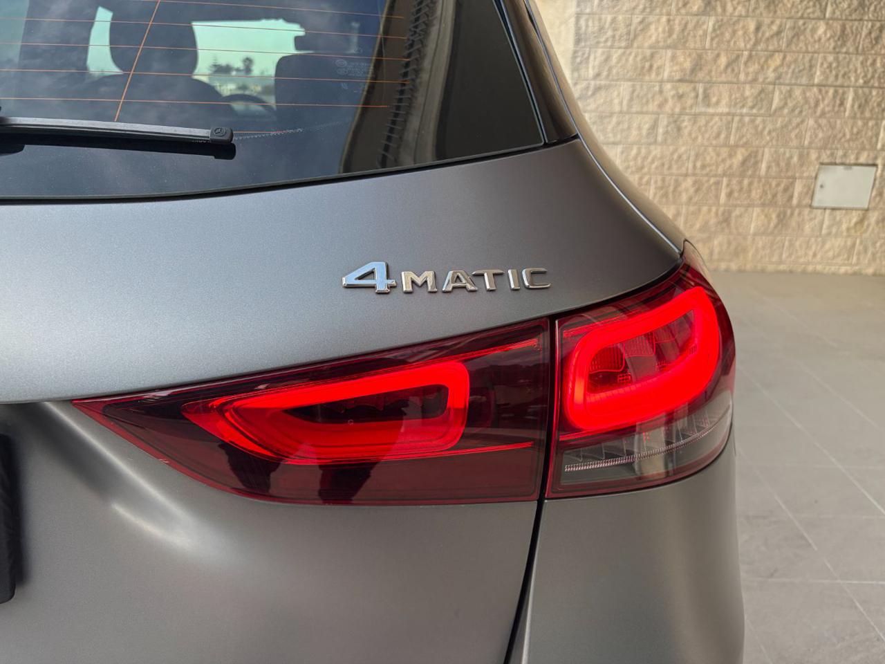 MERCEDES-BENZ GLA 200 d Automatic 4Matic Premium MAGNO DESIGNO (OPACA) - 33