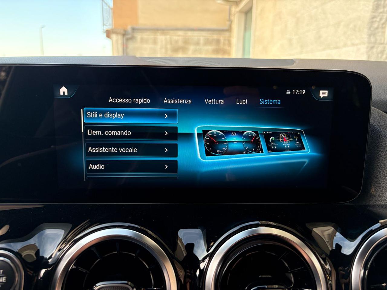 MERCEDES-BENZ GLA 200 d Automatic 4Matic Premium MAGNO DESIGNO (OPACA) - 26