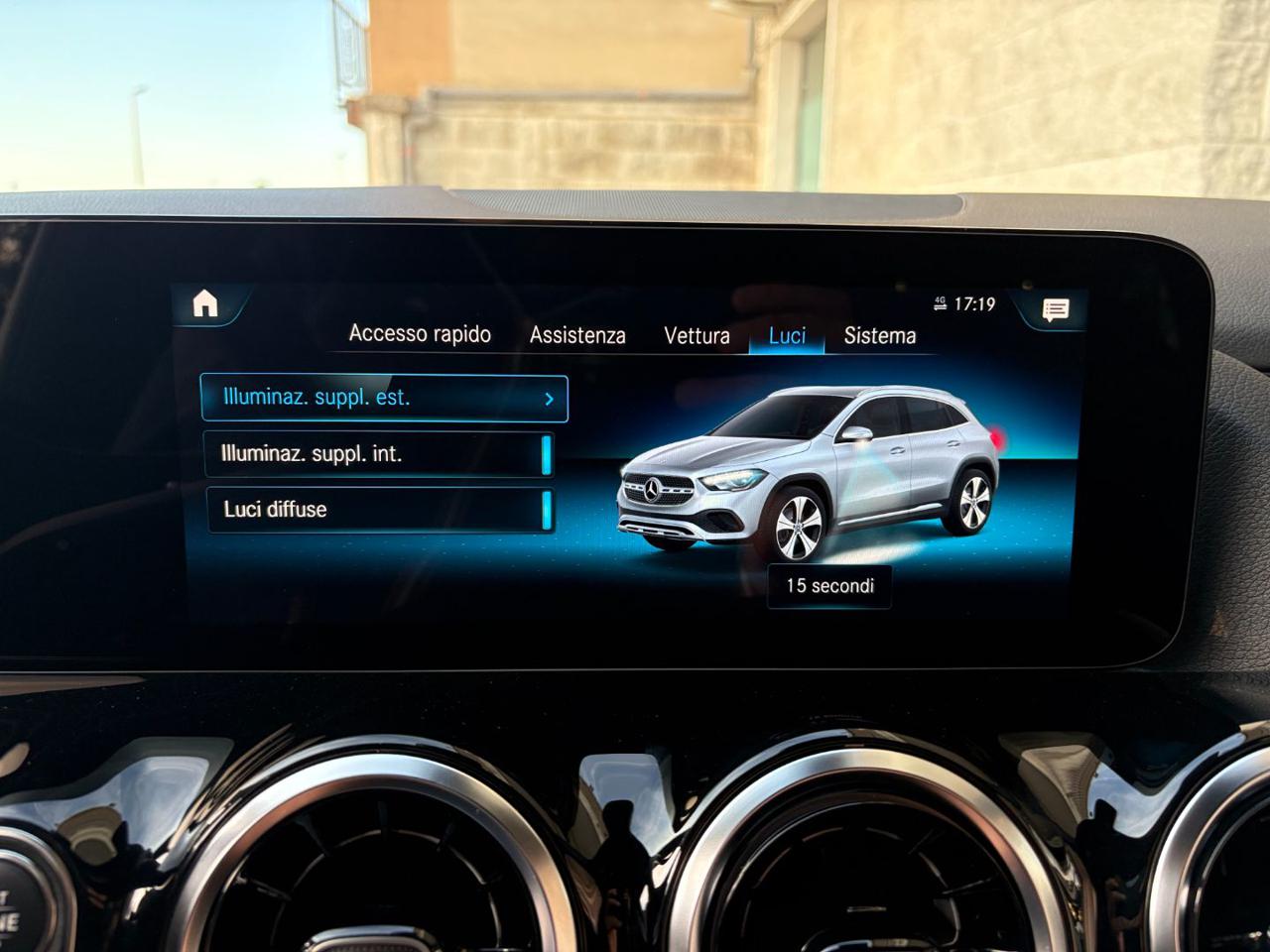 MERCEDES-BENZ GLA 200 d Automatic 4Matic Premium MAGNO DESIGNO (OPACA) - 25