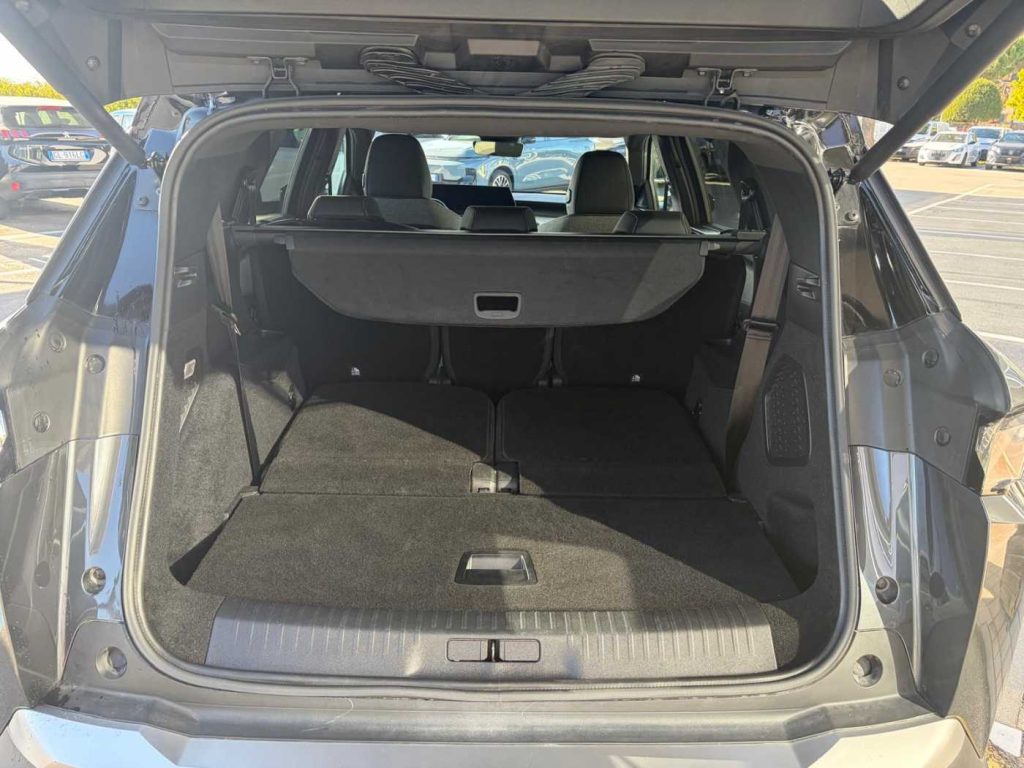 PEUGEOT 5008 1.2 hybrid GT 145cv 7p.ti e-dcs6 - 11