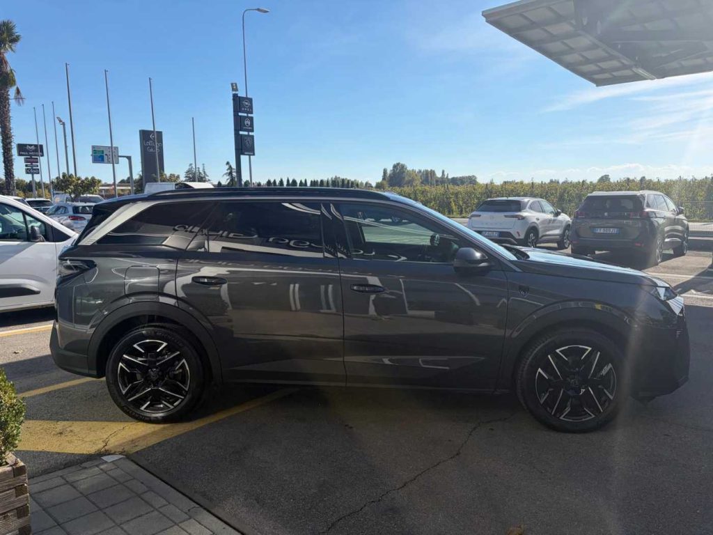 PEUGEOT 5008 1.2 hybrid GT 145cv 7p.ti e-dcs6 - 4