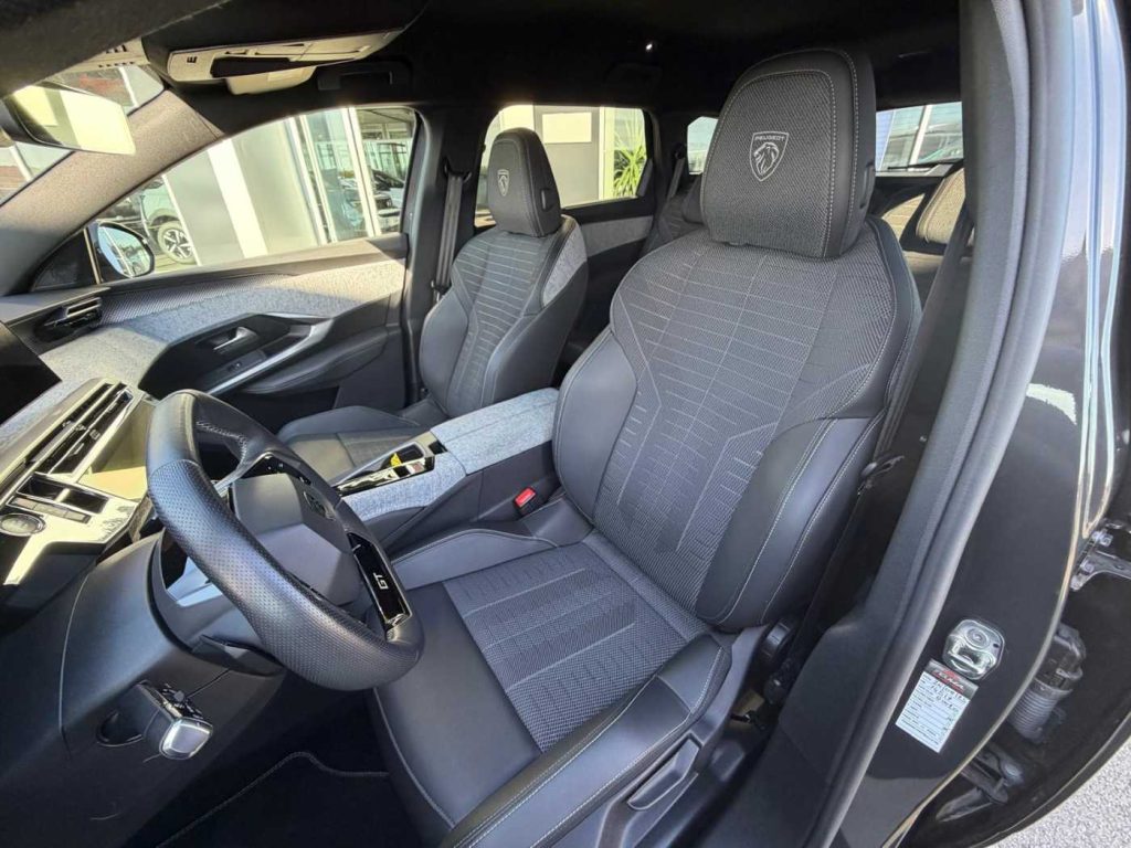 PEUGEOT 5008 1.2 hybrid GT 145cv 7p.ti e-dcs6 - 16