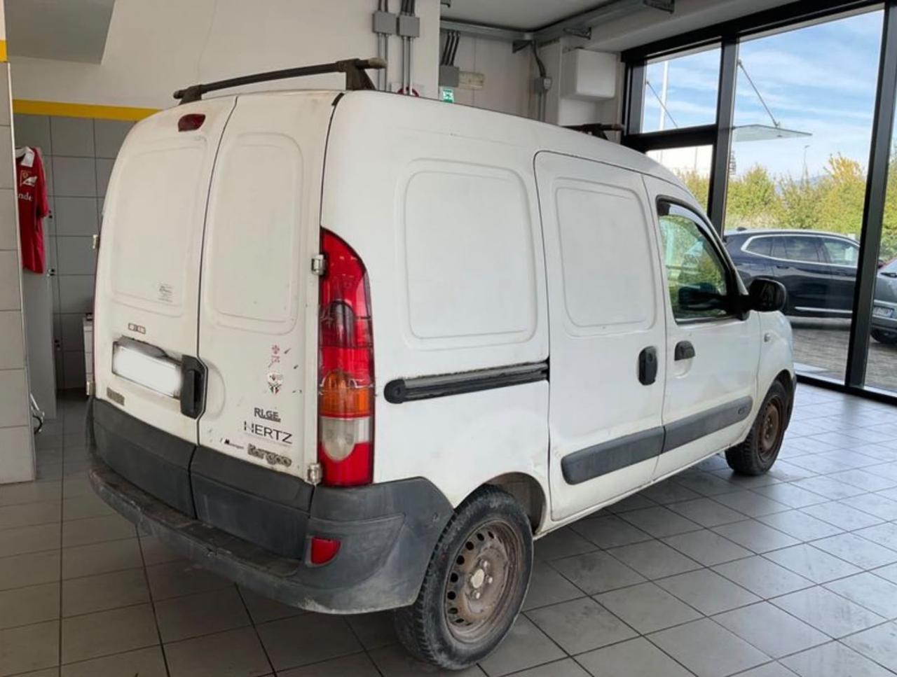 RENAULT Kangoo 1.5 dCi/70CV 4p. Confort Express - 6