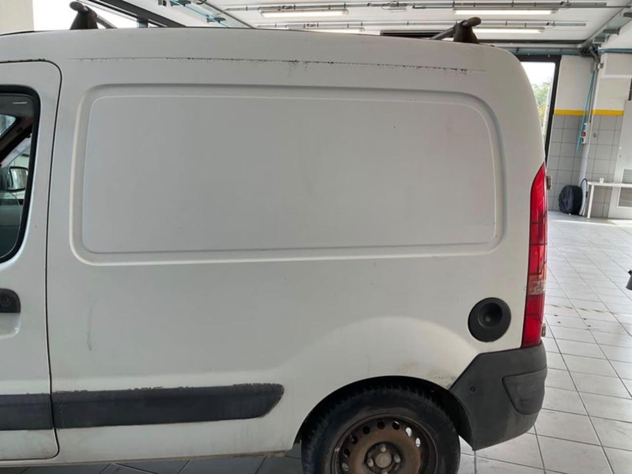 RENAULT Kangoo 1.5 dCi/70CV 4p. Confort Express - 5