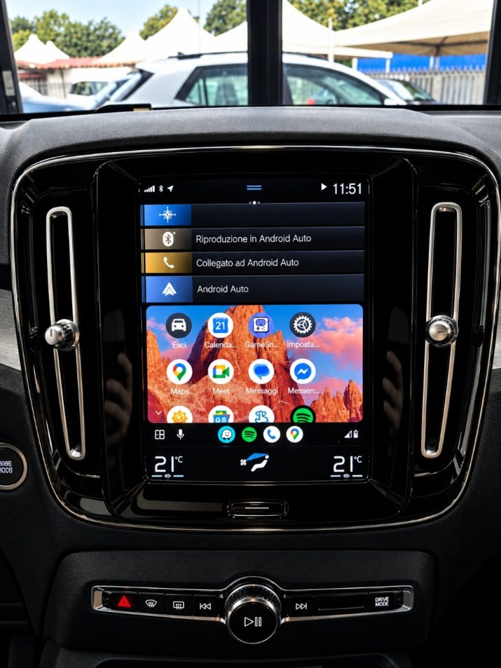 VOLVO XC40 T4 Recharge Plug-in Hybrid Inscription Expression - 11