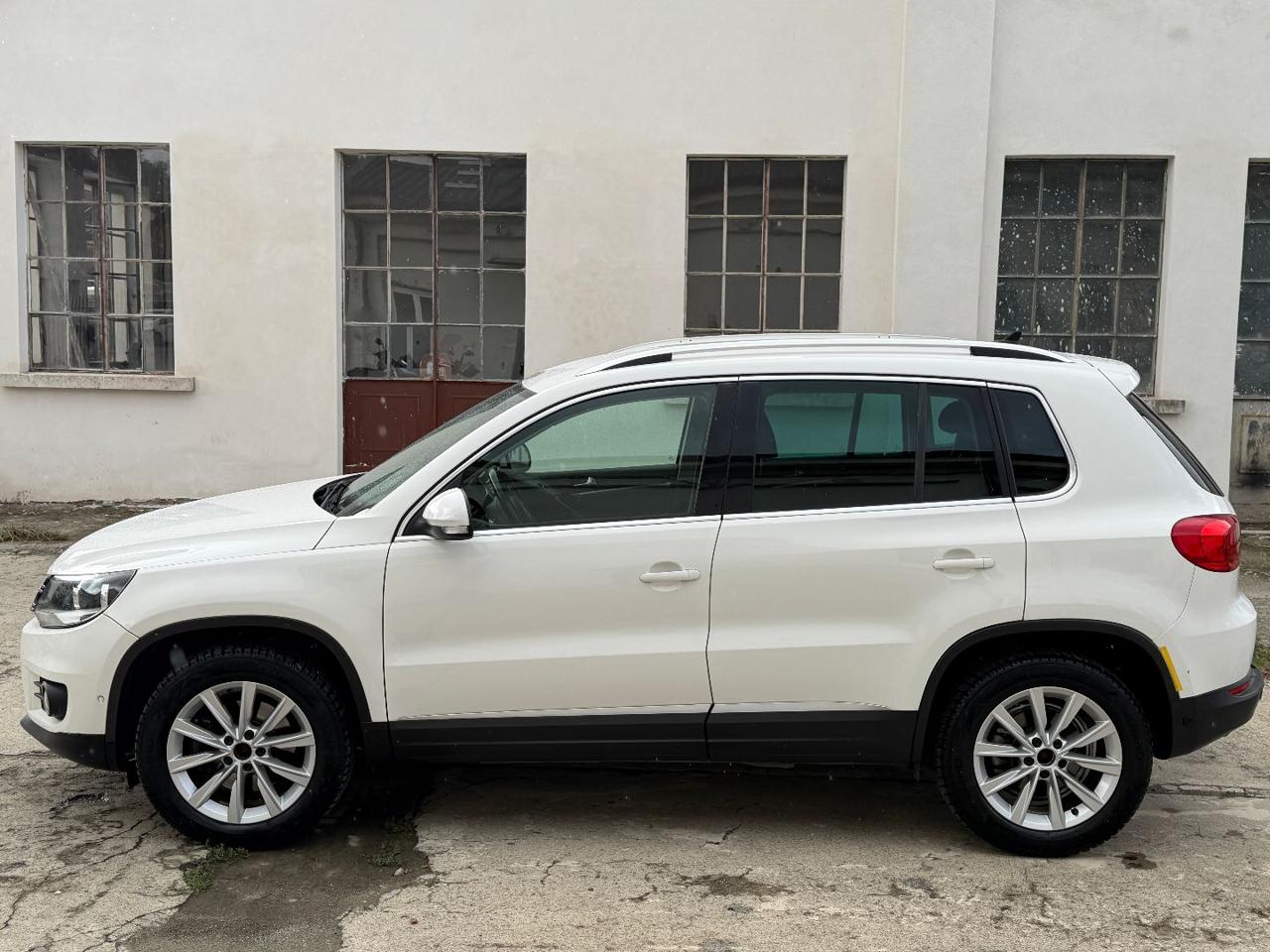 VOLKSWAGEN Tiguan 2.0 TDI 140CV 4MOTION DSG Sport & Style - 8