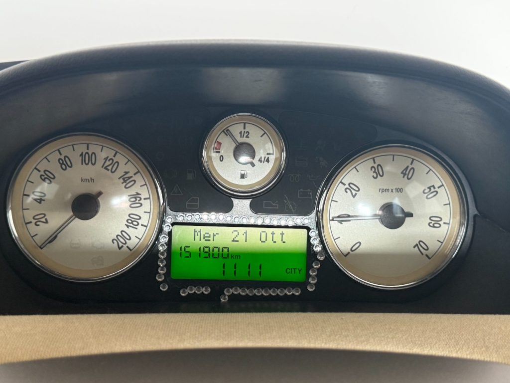 LANCIA Ypsilon 1.2 - 9