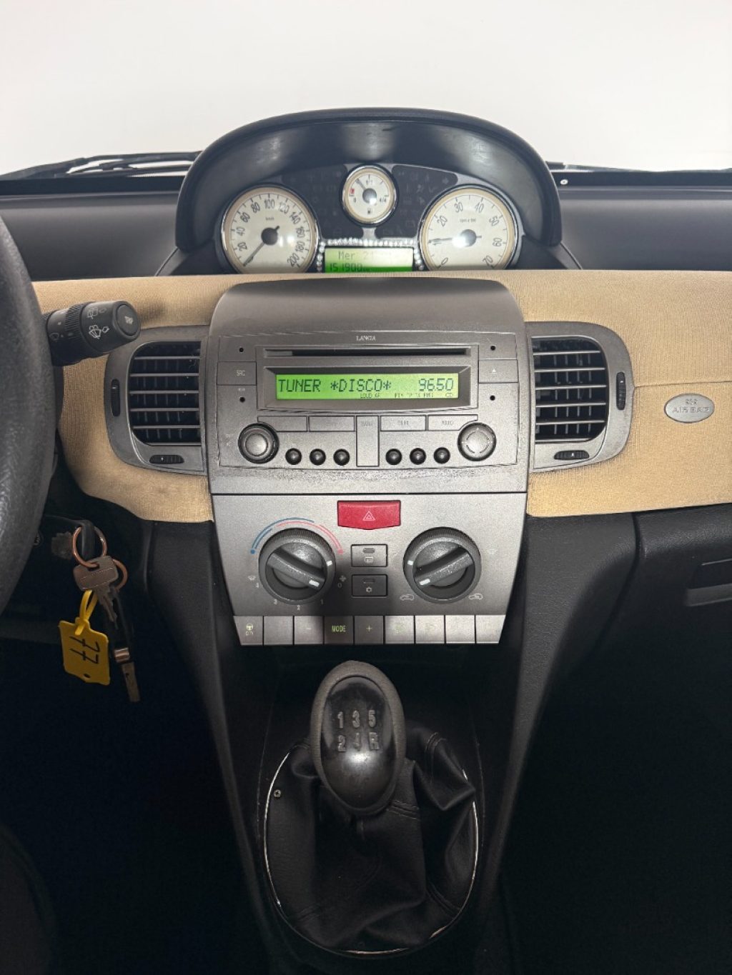 LANCIA Ypsilon 1.2 - 10
